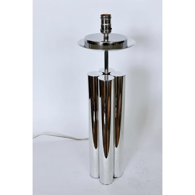 1960s 1960s Quadrilobed Polished Aluminum Table Lamp with Frosted Globe Attributed to Robert Sonneman for George Kovacs For Sale - Image 5 of 12