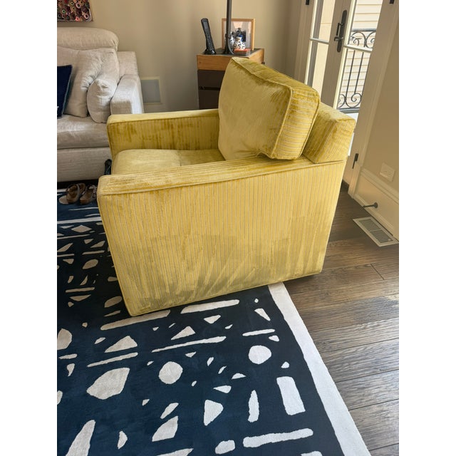 2000 - 2009 Kravet Upholstered Swivel Lounge Chair – Mustard Stripe Designer Fabric – Classic Box‑Arm Silhouette For Sale - Image 5 of 7