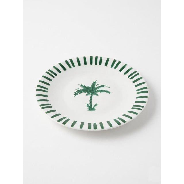 This elegant porcelain side plate is a collaboration between Fern & Co. Designer Tableware and Anthropologie. The design...