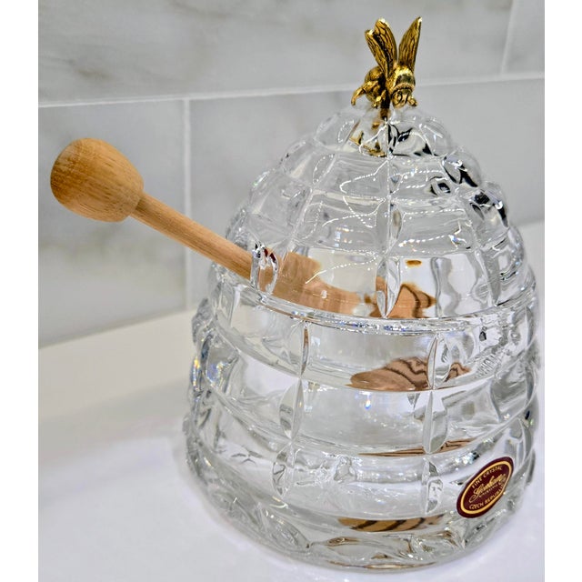 Gorham Vintage Gorham “Garden Serenade” Crystal Beehive Honey Pot, Czech Republic For Sale - Image 4 of 9