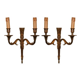 Elegant Pair of French 1940s Gilt Louis XVI Style Sconces For Sale