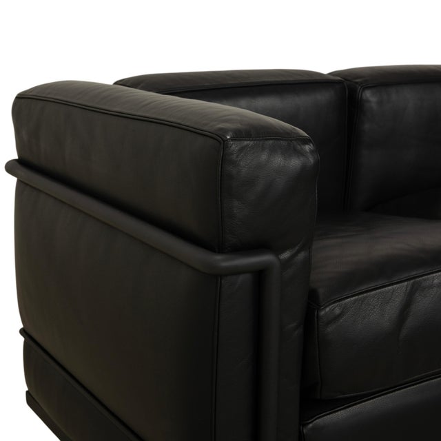 LC 2 3-Seater Sofa in Black Leather by Le Corbusier for Cassina For Sale - Image 5 of 16