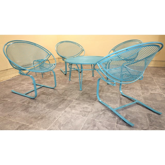 John Salterini Four Maurizio Tempestini for Salterini “Radar” Cantilever Lounge Chairs With Table, 1950s, Attributed For Sale - Image 4 of 17