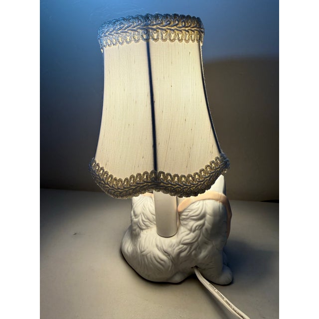 Vintage Miniature Cat Accent Table Lamp White Persian Cats Ribbon Small With Cream Shade For Sale - Image 12 of 12