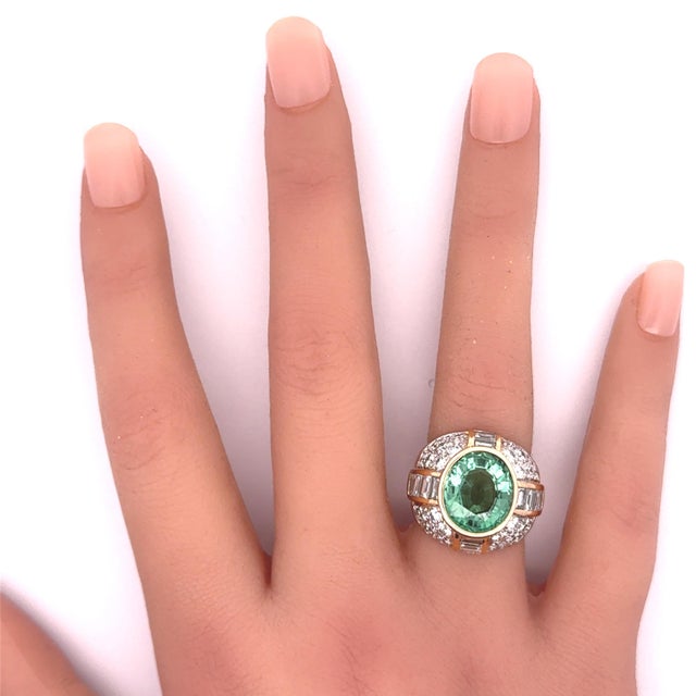 Metal 5.99 Carat Neon-Green Paraiba Tourmaline Diamond 18k Yellow Gold Ring, Aigs Cert, Size 5.75 For Sale - Image 7 of 8