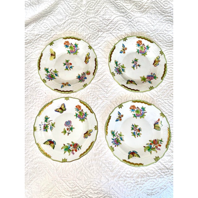Herend Mid-20th Century Herend Hungary "Queen Victoria" Hand-Painted Porcelain Tea Service With Serving Tray - 18 pcs For Sale - Image 4 of 12