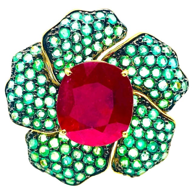 Bochic "Orient" Vintage Ruby & Emerald Flower Ring Set In 18K Gold & Silver For Sale - Image 15 of 18