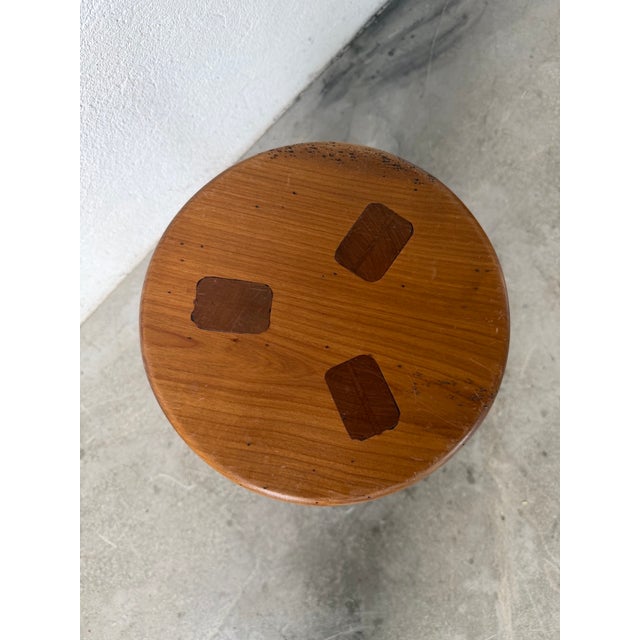 Frencg Elm Tripod Stool, 1960s For Sale - Image 9 of 12