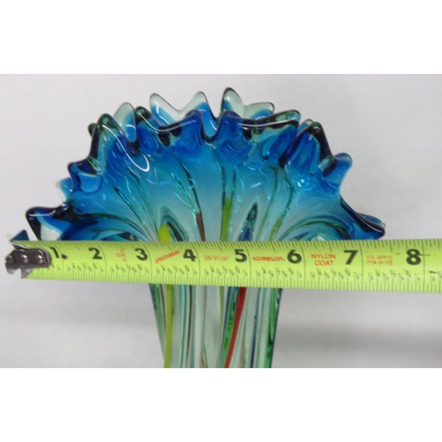 Mid Century Modern Hand Blown Glass Twisted Fan Rim Tall Vase For Sale In Miami - Image 6 of 13