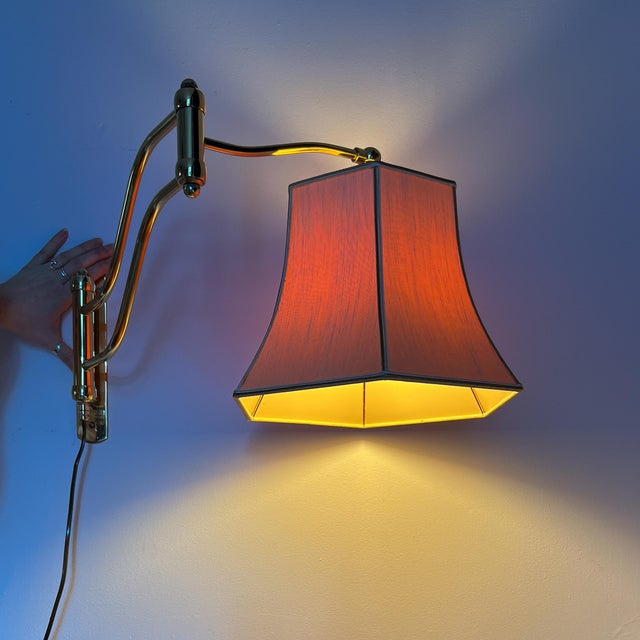 Mid-Century Brass Wall Light with Adjustable Swing Arm and Off-White Lampshade For Sale - Image 4 of 13