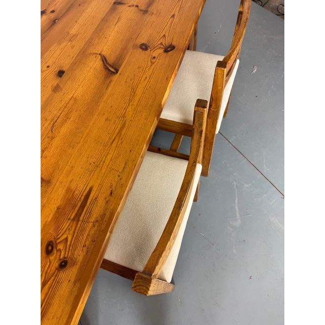 1950s Mid-Century Modern Pine Table and Chairs by Pierre Chapo for Pierre Jeanneret, 1950s, Set of 7 For Sale - Image 5 of 18