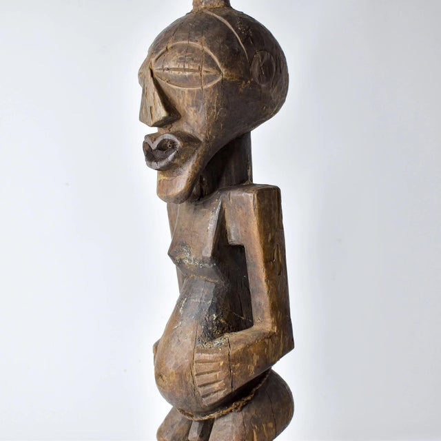 African Early 20th Century Songye Nkishi Power Figure For Sale - Image 3 of 15