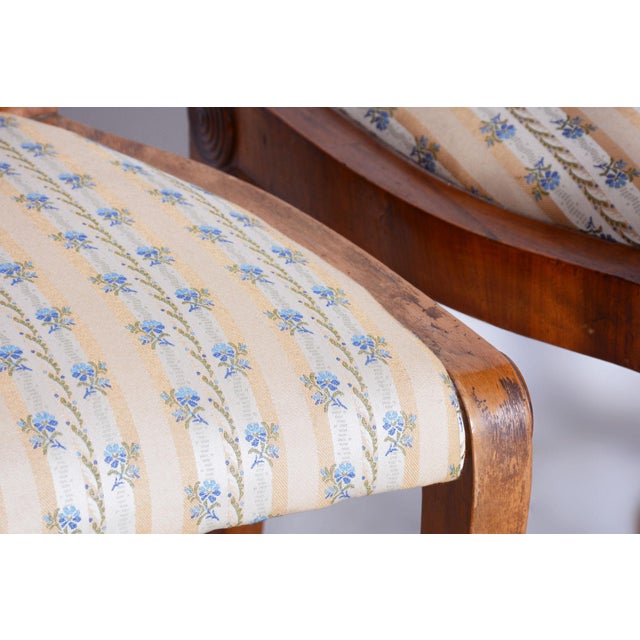 Biedermeier Dining Chairs in Oak and Walnut, Vienna, Austria, 1820s, Set of 4 For Sale - Image 9 of 11