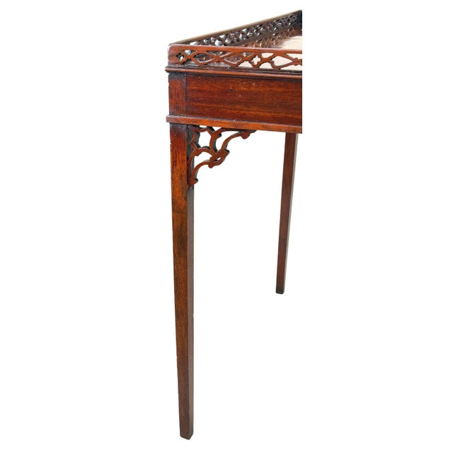 Georgian Central Standing Mahogany Silver Table, 1760 For Sale - Image 6 of 13