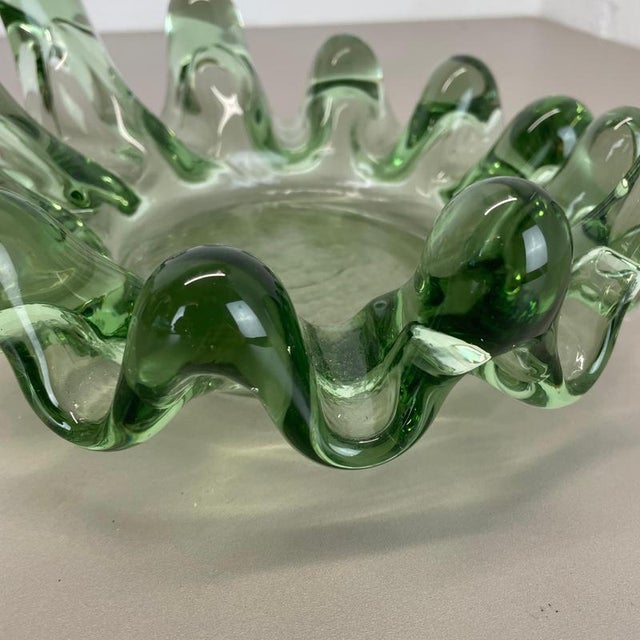 Large Brutalist Lucid Glass Shell Ashtray, France, 1970s For Sale - Image 10 of 18