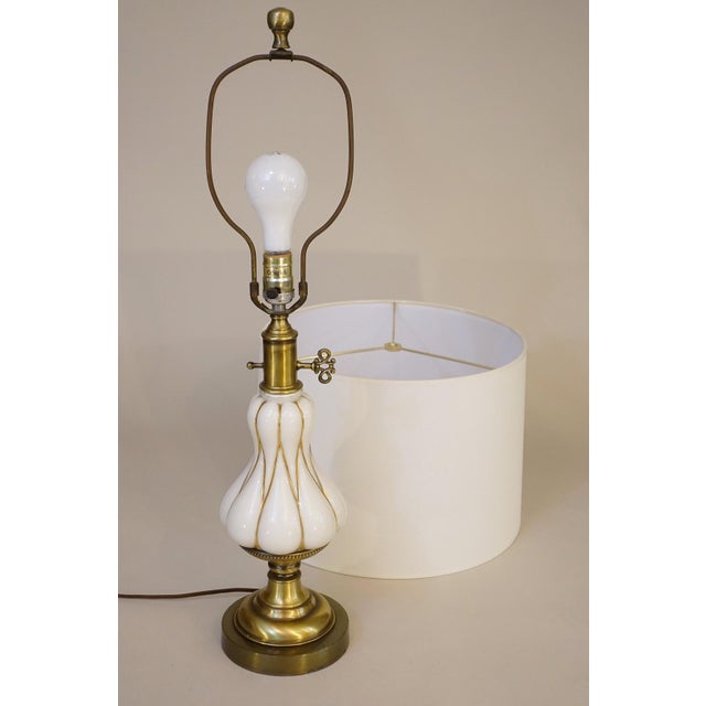 1960s Stiffel Hollywood Regency Blown Oplaescent Glass Brass Table Lamp Murano For Sale - Image 10 of 11