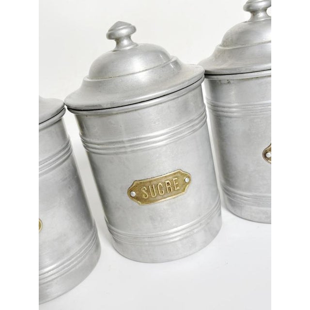 1950s Provincial French Aluminium Kitchen Canisters, 1950s, Set of 6 For Sale - Image 5 of 17