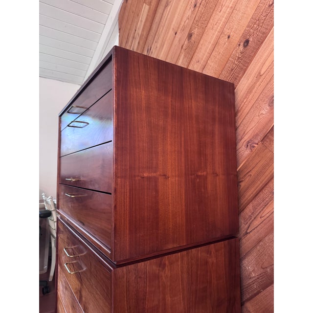 Beautiful Mid-Century 8 drawer chest dresser cabinet designed by Jens Risom. Walnut case on a floating style leg base with...