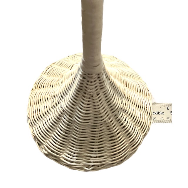 1980s Vintage 1980s White Wicker Double Ring Countertop Hand Towel Rack For Sale - Image 5 of 5