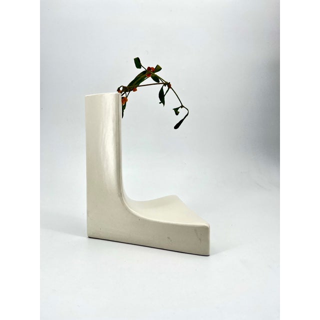 Rare white ceramic vase by Parravicini, Italy, 1970. Features a unique L-shaped design with a triangular base. Ideal as a...