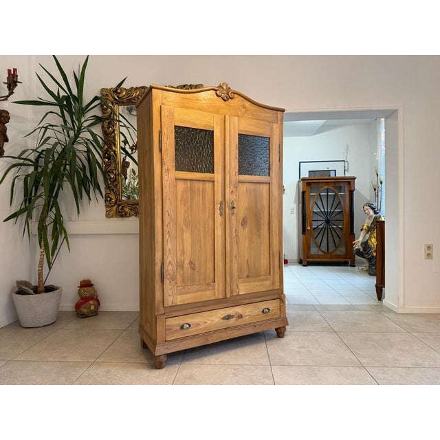 Farmhouse Display Cabinet in Spruce Wood For Sale - Image 5 of 12