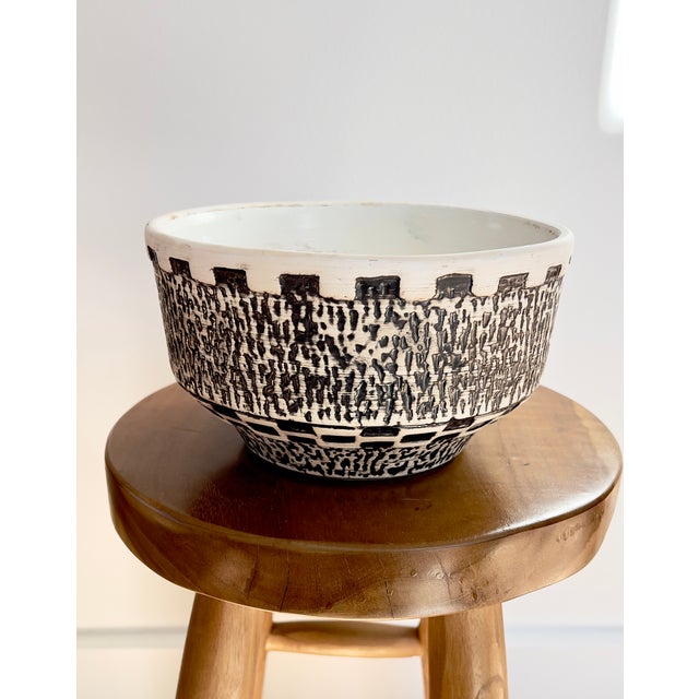 This striking black and white Brutalist ceramic bowl evokes the name of an Icelandic volcano, Hekla, but was in fact...