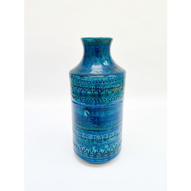 Ceramic vase Bitossi, Tuscan Ceramics, sticker under the base Typical Rimini Blue decoration Vintage 1970s This piece has...