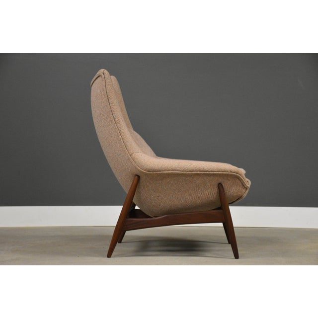 A mid century modern teak frame lounge chair designed by Henry Klein for Bramin. Seat height is 17”. Excellent condition....