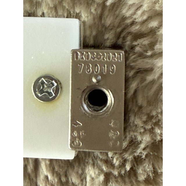 Sietto Luxury Hardware for Cabinetry For Sale - Image 11 of 12