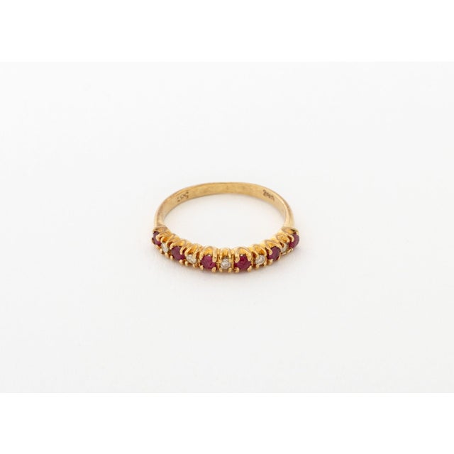 Modernist Ruby and Diamond 14k Yellow Gold Ring For Sale - Image 4 of 8