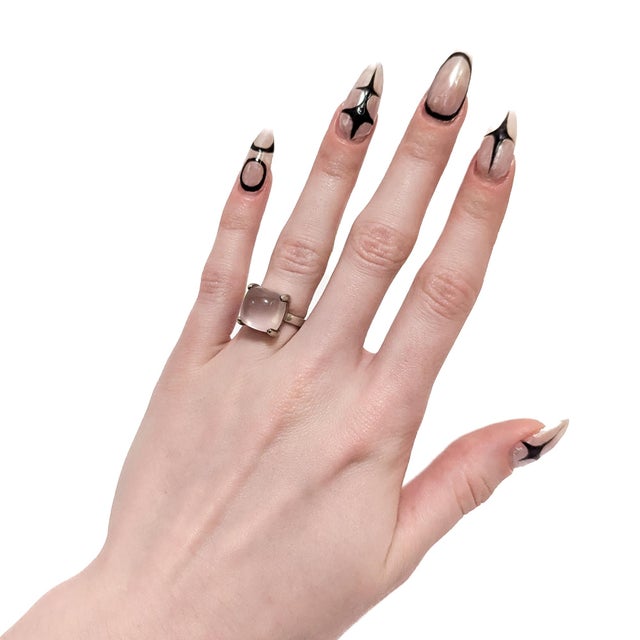 Mid-Century Modern Large Paloma Picasso Tiffany Sterling Silver & Rose Quartz Sugar Stacks Ring For Sale - Image 3 of 12