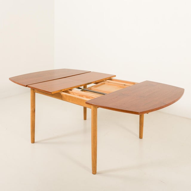 Mid-Century Modern Teak Table with Hidden Leaves by William Watting for Fristho, 1950s For Sale - Image 13 of 18