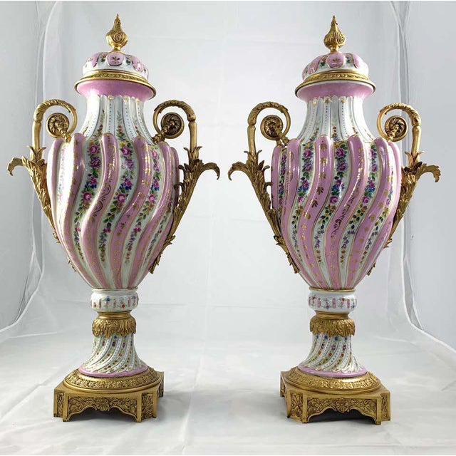 20th Century Ormolu & Pink Sevres Porcelain Vases with Lids, Set of 2 For Sale - Image 3 of 11
