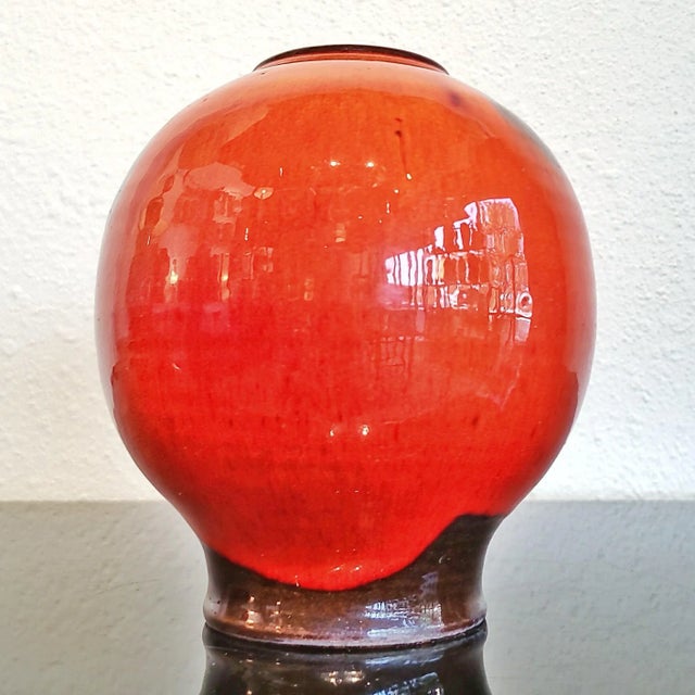 1970s Orange Elly & Wilhelm Kuch Studio Pottery Orb Vase For Sale - Image 5 of 12