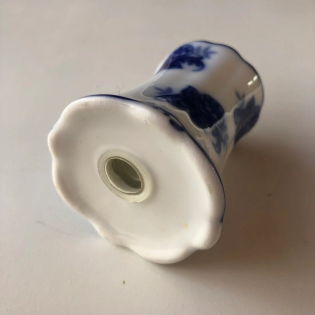 1980s Vintage Floral Blue and White Salt Shaker For Sale - Image 5 of 6