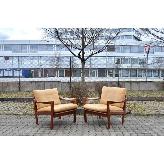 Ocher Leather & Teak Easy Armchair by Niels Eilersen for Illum Wikkelsø, 1960s For Sale - Image 9 of 18