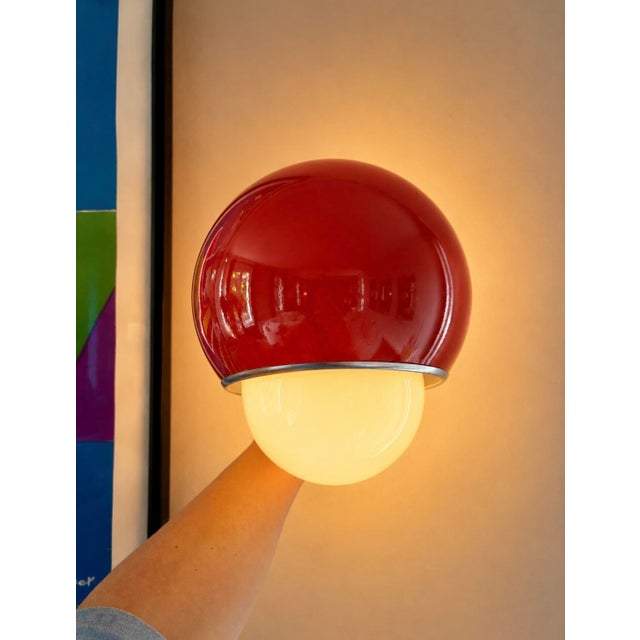 Orbite Wall Lights in Bright Red Metal, 1980s, Set of 3 For Sale - Image 6 of 7
