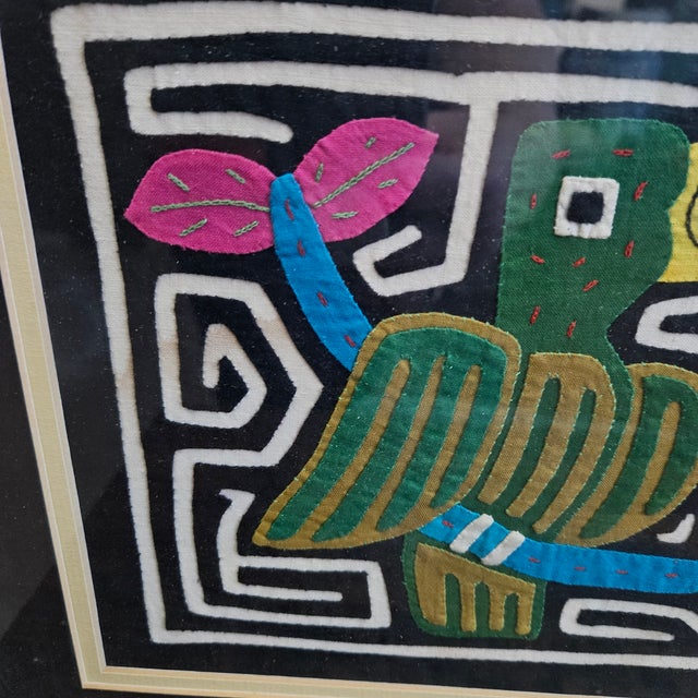 1980s Vintage Kuna Mola Panama Matted Framed Art Work 14x16" For Sale - Image 5 of 6