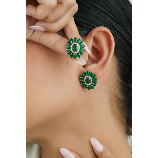 Contemporary Emerald & Diamond Floral Stud Earrings in 14k White Gold- A Pair For Sale - Image 4 of 12