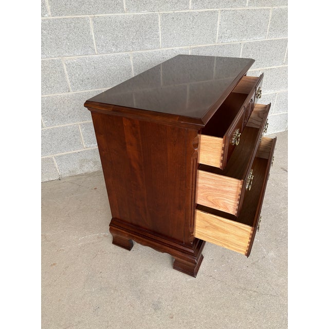 Traditional Pennsylvania House Cherry 3 Drawer Bachelor Chest & Mirror For Sale - Image 3 of 12
