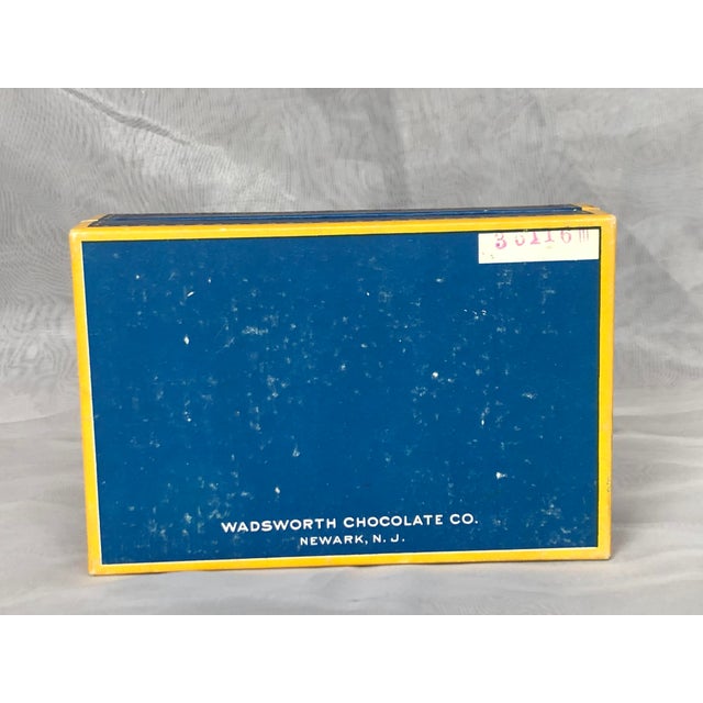 1910s Vintage Art Nouveau Chocolate Box For Sale - Image 5 of 11