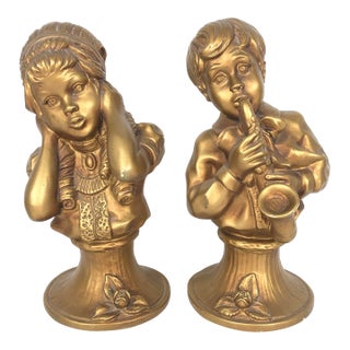 J Kendrick 1971 Universal Statuary Musician & Critic Children Pair Resin 10.25" For Sale