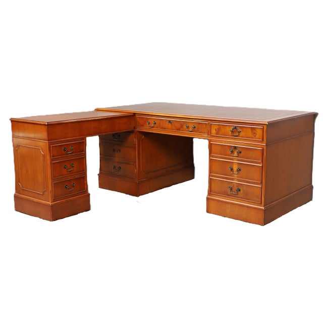 Large L-Shaped Executive Desk in Georgian Style For Sale - Image 5 of 5