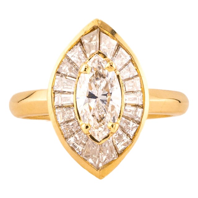 Late 20th Century 18k Diamond Ring, Size 5 For Sale