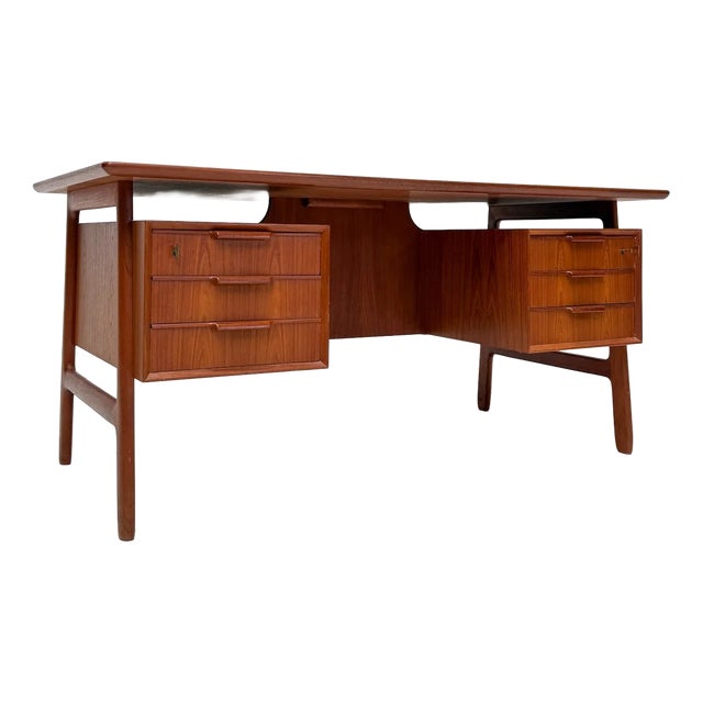 Vintage Danish Teak Model 75 Desk by Gunni Omann for Omann Jun, 1960s For Sale