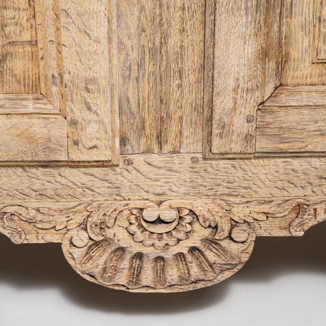Louis XIV Oak Vitrine, Baroque Style, France, 19th Century For Sale - Image 13 of 16