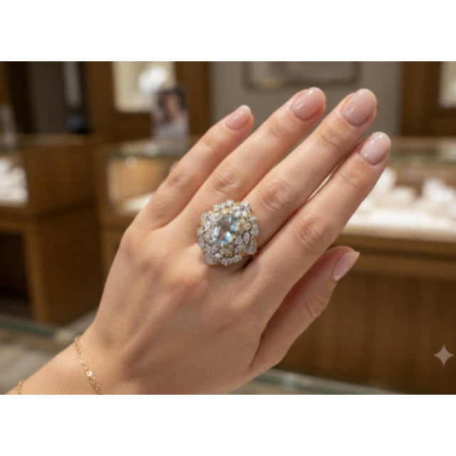 Gold Natural Aquamarine & Diamond Ring in 18k Gold For Sale - Image 8 of 8