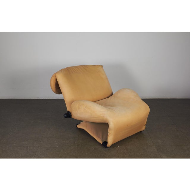 Wink Armchair by Toshiyuki Kita for Cassina, 1980s For Sale - Image 11 of 18