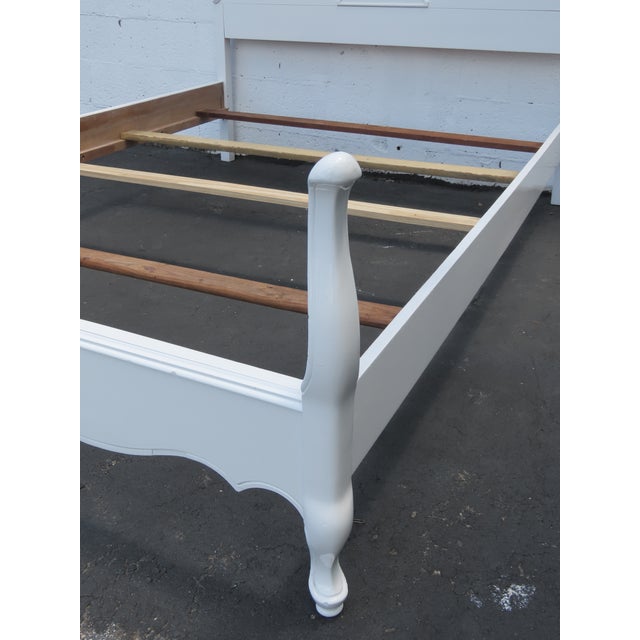 White French Shabby Chic Painted White Carved Full Size Bed 6446 For Sale - Image 8 of 14