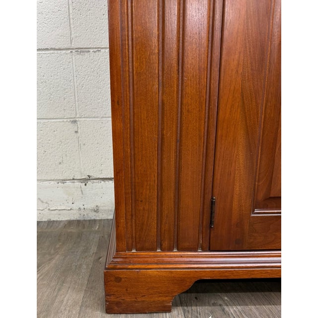 Vintage American Traditional or Country Style Mahogany Buffet Sideboard For Sale - Image 4 of 14